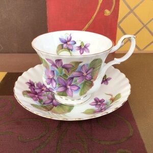 Royal Albert Purple Violet Flowers Teacup And Saucer